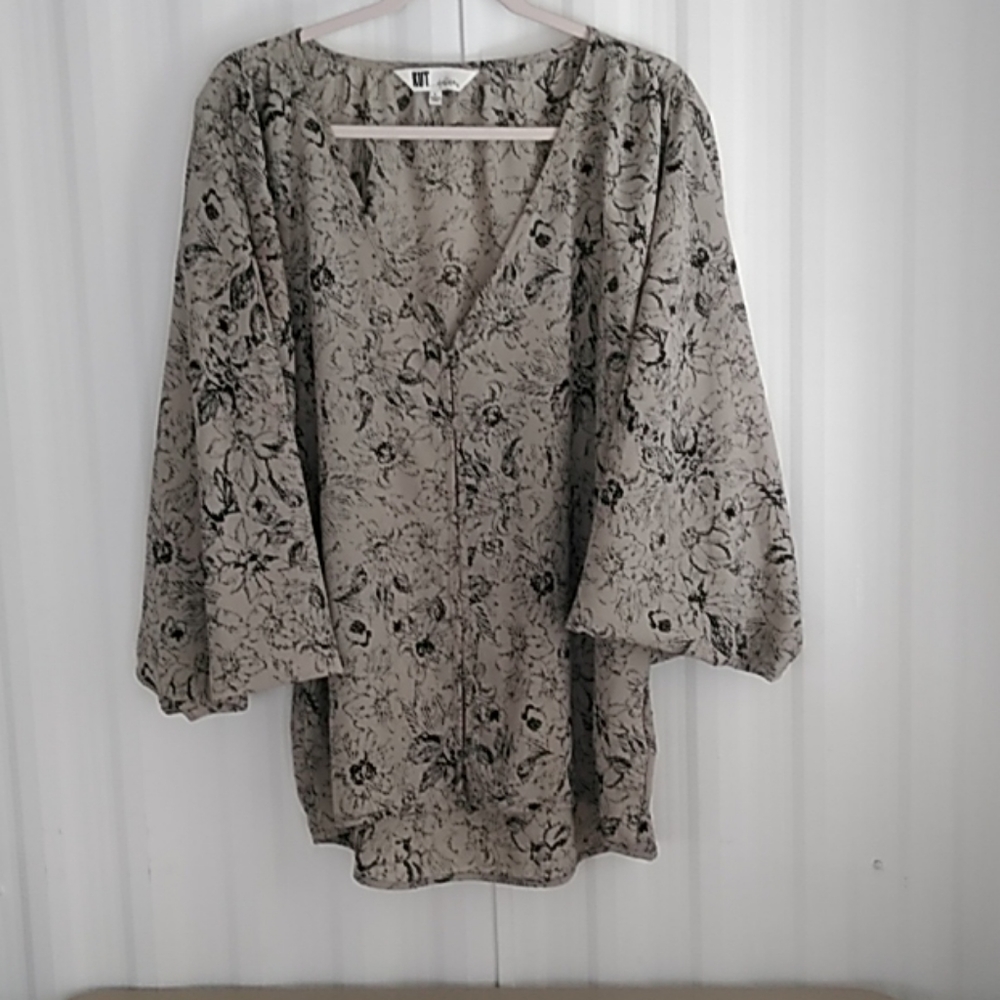 Kut from the Kloth Blouse size L